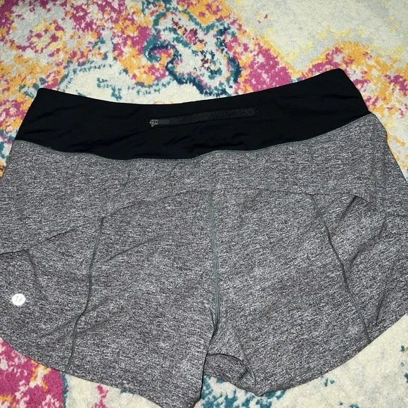 Lululemon Speed Up Shorts - Picture 2 of 3